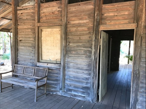 Elsey Homestead Replica - Holiday Adelaide 1