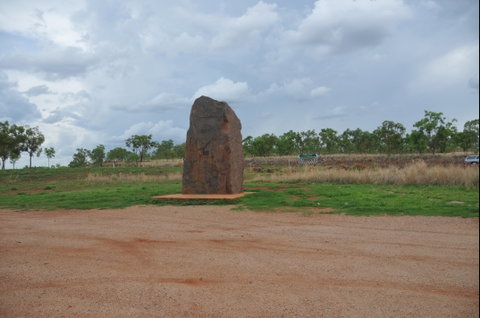 Noel Buntine Memorial - Holiday Adelaide 0