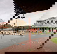 Queenstown - Holiday Adelaide