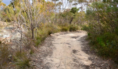 Red Rocks Trig Walking Track - Holiday Adelaide 0
