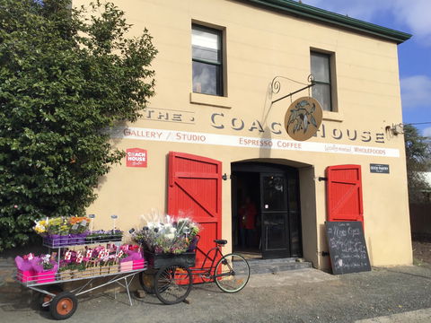 The Coach House Studio - Holiday Adelaide 0
