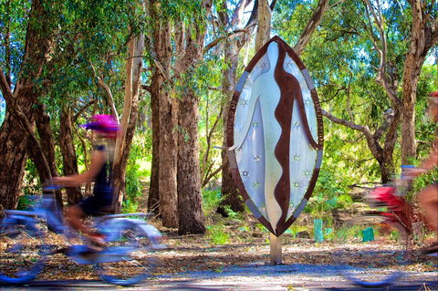 Wagirra Trail And Yindyamarra Sculpture Walk - Holiday Adelaide 0