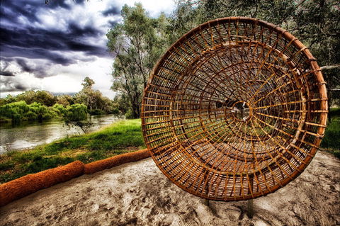 Wagirra Trail And Yindyamarra Sculpture Walk - Holiday Adelaide 1