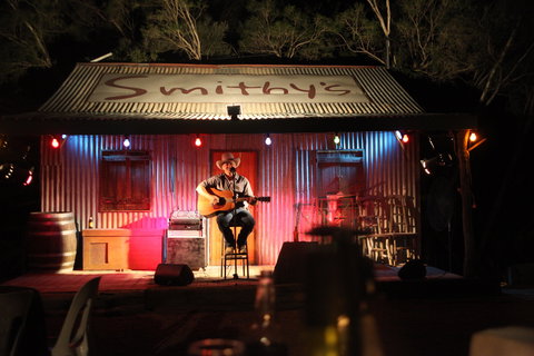 Smithy's Outback Dinner And Show - Holiday Adelaide 2