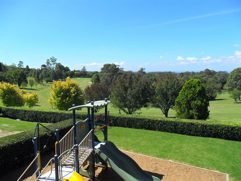 Springwood Country Club - Holiday Adelaide 1
