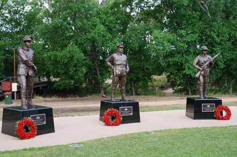 VC Memorial Park - Honouring Our Heroes - Holiday Adelaide 0