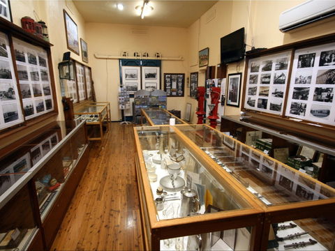 Wagga Wagga Rail Heritage Station Museum - Holiday Adelaide 0