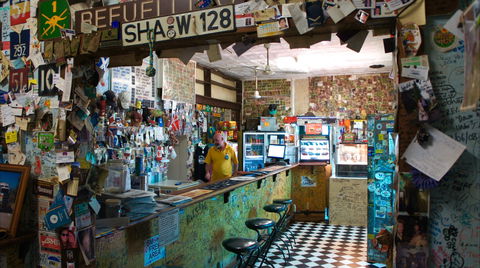 Barrow Creek Hotel - Holiday Adelaide 1