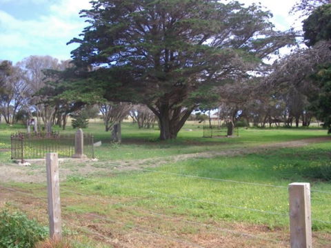 Old Cemetery Kingscote - Holiday Adelaide 0