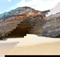 Shelley Caves - Holiday Adelaide
