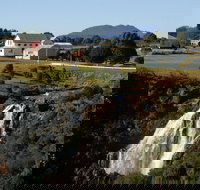 Waratah Falls - Holiday Adelaide