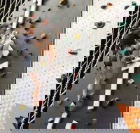 Latitude Melbourne - Holiday Adelaide