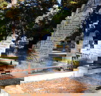 Lucindale Cemetery - Holiday Adelaide