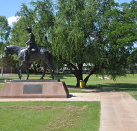 Stockmans Pioneer Memorial Katherine Icon - Holiday Adelaide