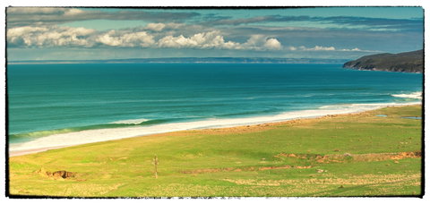 Tunkalilla Beach - Holiday Adelaide 0