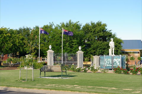 WW1 Memorial Park - Holiday Adelaide 1