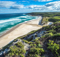 Conspicuous Cliff - Holiday Adelaide