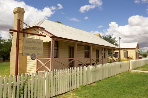 Cootamundra Cricketing Exploration - Holiday Adelaide 2