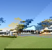 Hawks Nest Golf Club - Holiday Adelaide