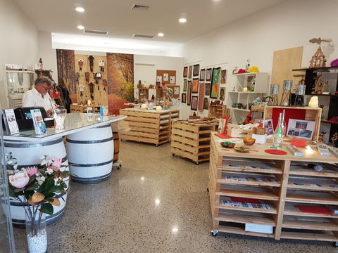 ITS OZZY Wonderful Alternatives - Holiday Adelaide 0