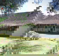 Pinjarra - Holiday Adelaide