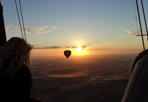 The Avon Valley 500 Loop - Holiday Adelaide 0