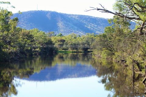 Avon River Walk Trail And Janet Millet Lane - Holiday Adelaide 0