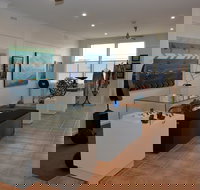 Gallery 45 - Holiday Adelaide