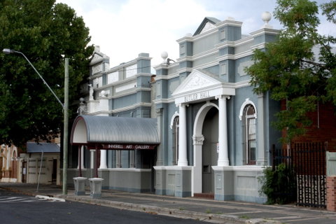 Inverell Art  Gallery - Holiday Adelaide 0