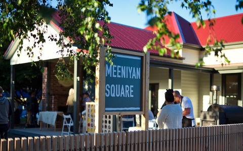 Meeniyan Square - Holiday Adelaide 0