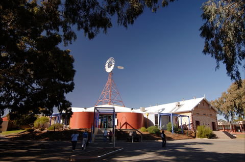 Wadlata Outback Centre - Holiday Adelaide 2