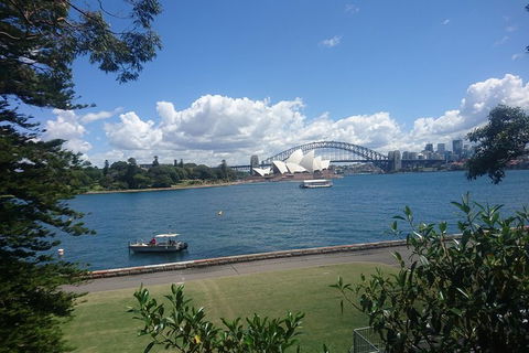 Iconic Sights Of Sydney Tour With FREE Photography Package - Holiday Adelaide 0