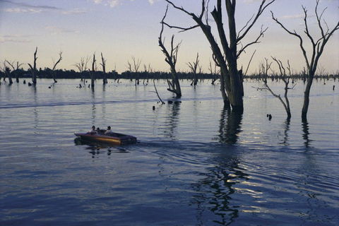 Yarrawonga-Mulwala - Holiday Adelaide 1