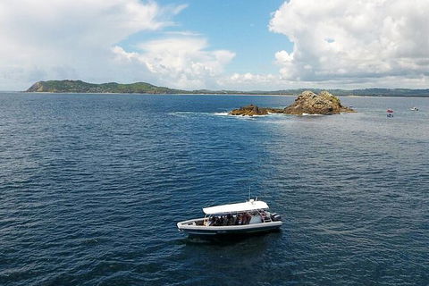 Julian Rocks Byron Bay Cruise - Holiday Adelaide 0
