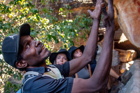 Arnhem Land Injalak Hill Full-Day Tour From Jabiru - Holiday Adelaide 0