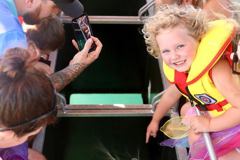 Airlie Beach Glass Bottom Boat Tour - Holiday Adelaide 7