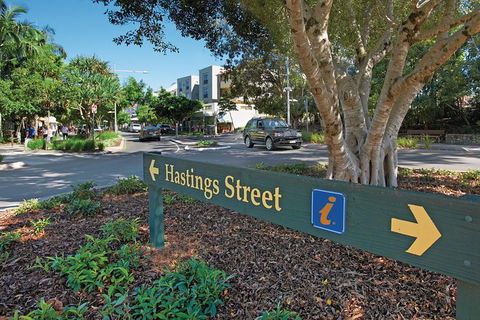 Noosa Everglades Serenity Cruise & Highlights Tour Inc. Lunch & Cruise - Holiday Adelaide 3