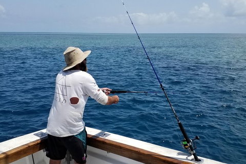 Full Day Whitsunday Reef Fishing Charter Boat - Holiday Adelaide 1