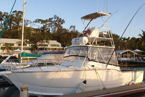 Adventure Fishing Combo Day - Fish, Swim, Whitehaven, Hill Inlet Bush Walking - Holiday Adelaide 1