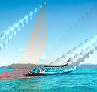 4 Day and 3 Night Whitsunday Maxi Sailing Adventure on Condor