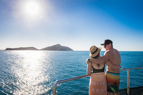Day Sail The Whitsunday Islands On Atlantic Clipper From Airlie Beach - Holiday Adelaide 5
