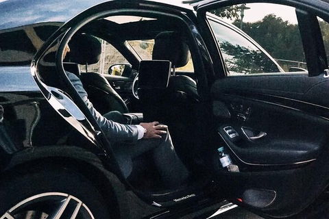 Arrival Private Transfers From Gold Coast Airport OOL To Gold Coast City - Holiday Adelaide 2