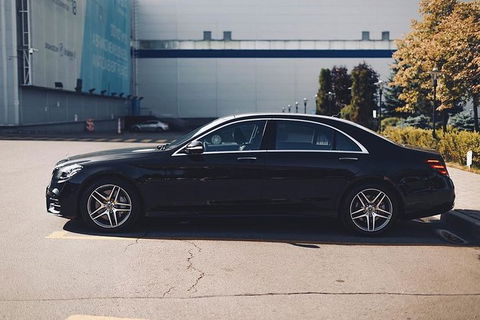 Arrival Private Transfers: Brisbane Airport BNE To Brisbane In Business Car - Holiday Adelaide 0