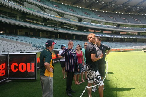 Ultimate Sports Lovers Bus Tour Of Melbourne - Holiday Adelaide 3