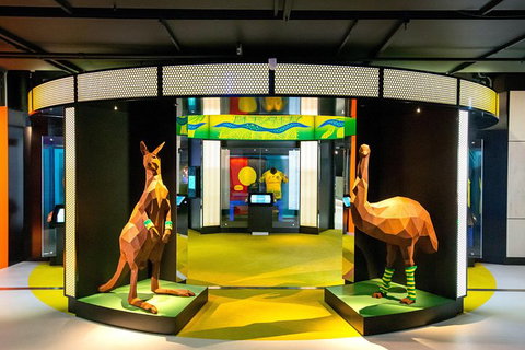 Ultimate Sports Lovers Bus Tour Of Melbourne - Holiday Adelaide 8