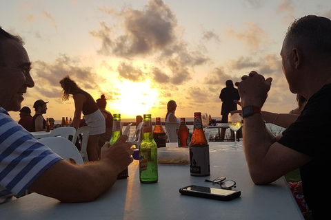 Salty Plum Social - Small Bar Walking Tour - Cable Beach Broome - Holiday Adelaide 7