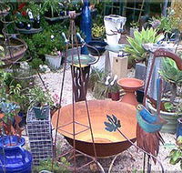 Leaf  Stone Garden Gallery - Holiday Adelaide