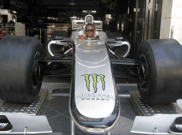 Racecentre - Holiday Adelaide 0