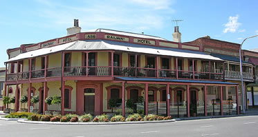 Railway Hotel - Holiday Adelaide 0