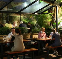 Dicks Hotel - Holiday Adelaide